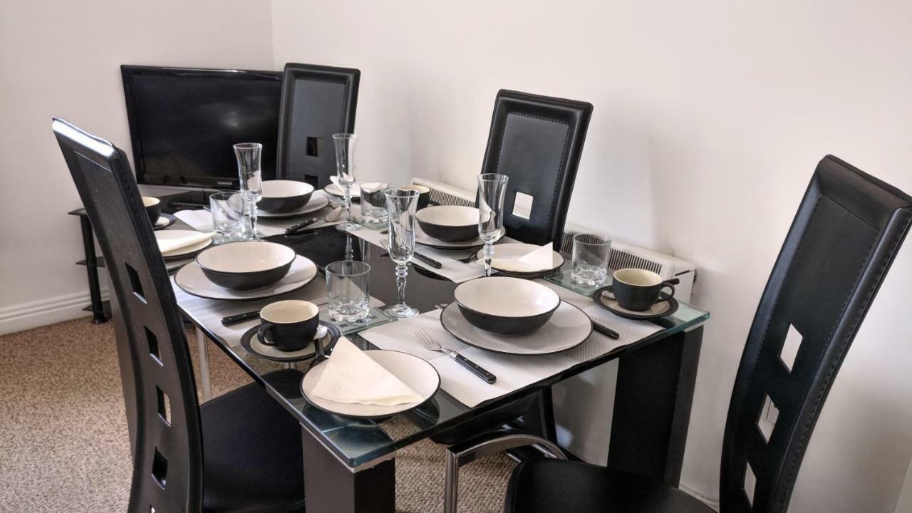 Riverview Luxury Short Stay Apartment Эннискорти Экстерьер фото
