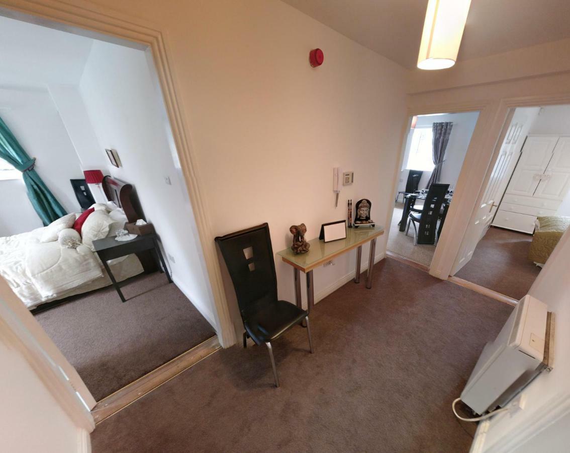 Riverview Luxury Short Stay Apartment Эннискорти Экстерьер фото